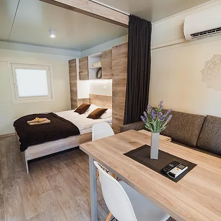 Premium Mobile Tree House With Thermal Riviera Tickets Catez ob Savi Buitenkant foto
